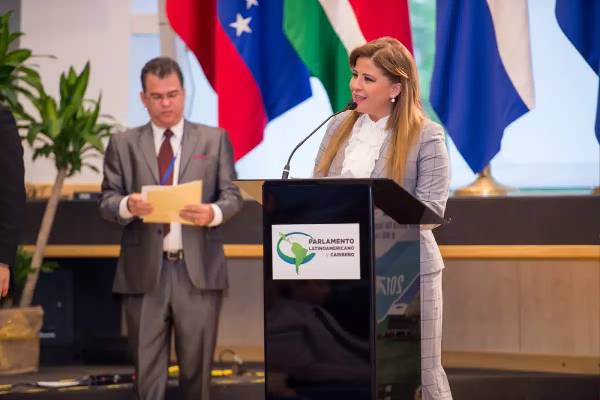 Gabriela en panamá 4